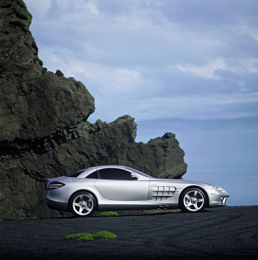  Mercedes-Benz SLR McLaren 2003 года  (фото 175 из 319)